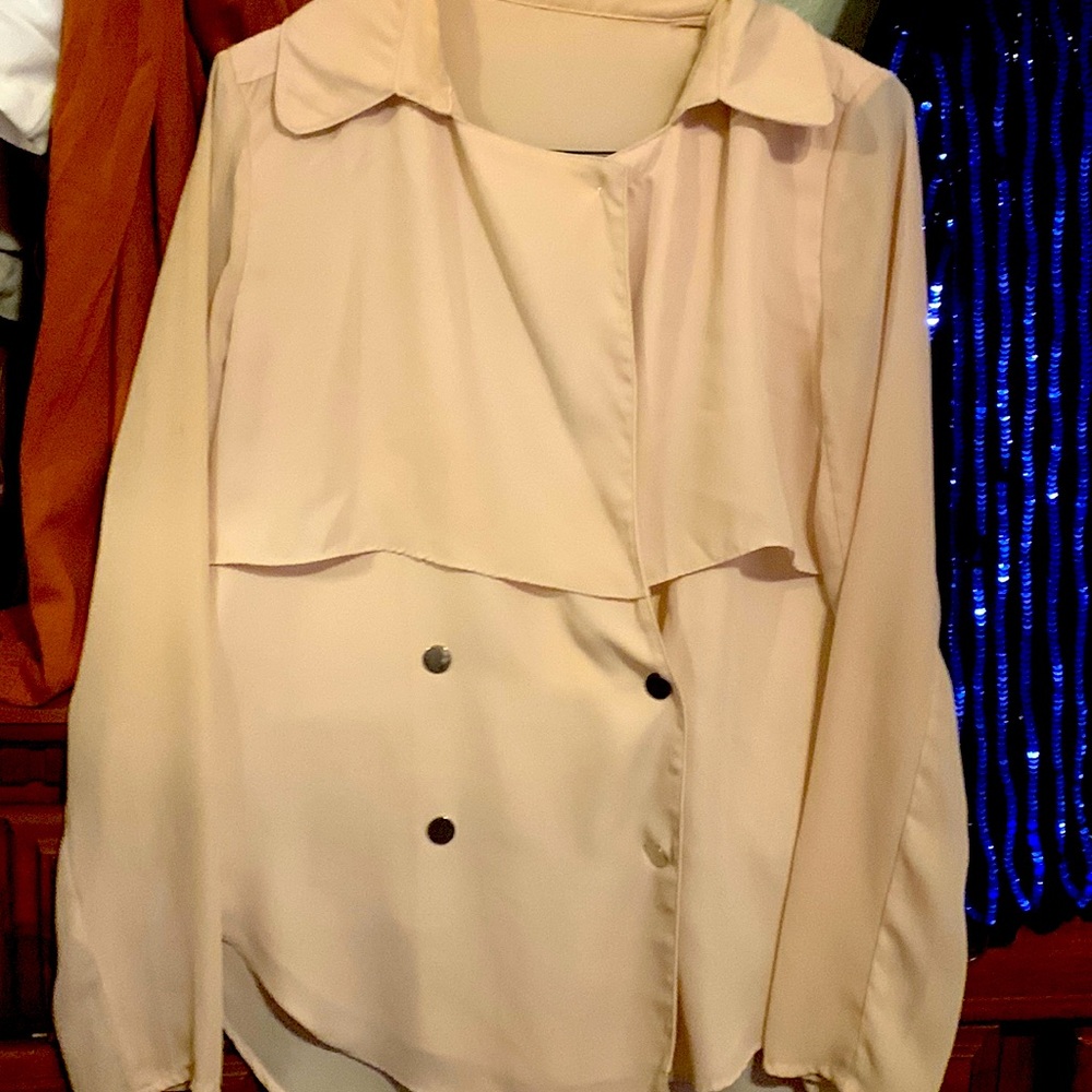 Pale pink..classic color…gold button